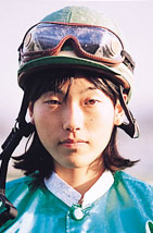 �����@���