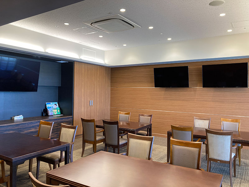 �v���~�A���{�b�N�X