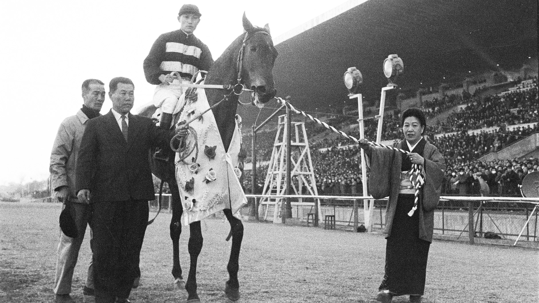 1956�N ���R�O�����v��