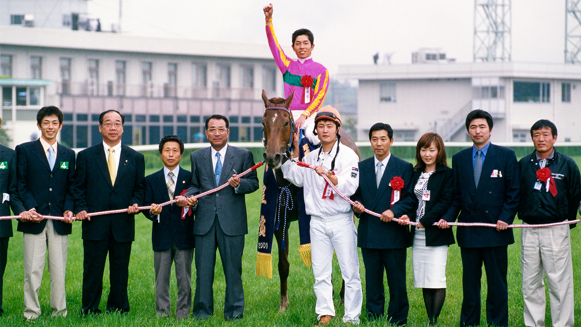 2001�N �V�c�܁i�t�j