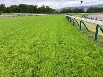 �����3�R�[�i�[