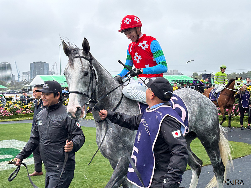 クイーンエリザベスステークス